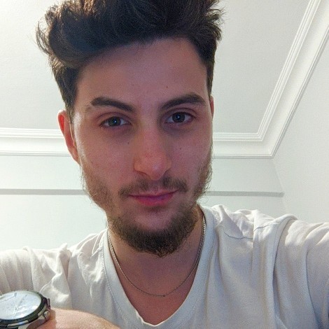 Saçlarınızın doğal hali güzel mi?