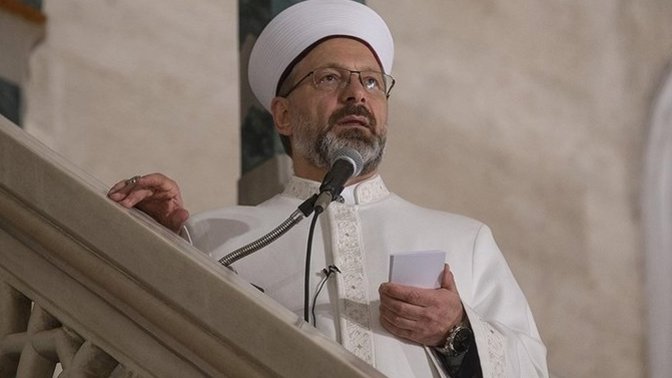 Diyanet işleri başkanı hutbeyi İngilizce okudu. Türkçe ezan günah da İngilizce hutbe sevap mı?