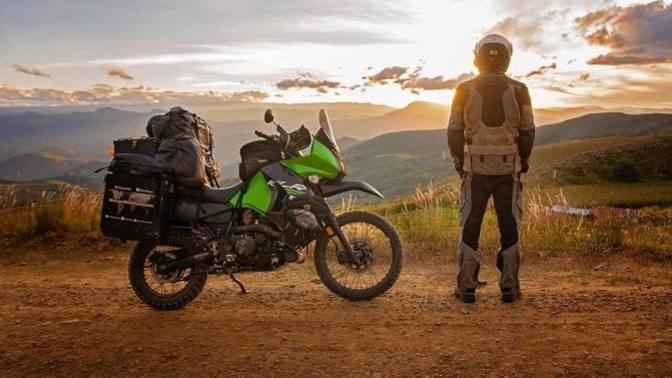 Motosiklet ya da  bisiklet ile tatile çıkma cesaretin var mı?