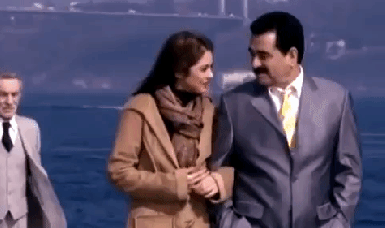 Flörtüm ile ilk defa buluşacağız. İlk buluşmada ne yapılmaz, neye dikkat etmem gerekiyor?