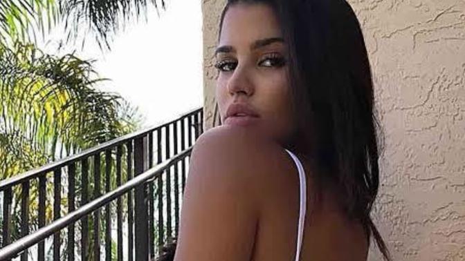 Bu kıyafet sizce seksi mi, görse etkilenir mi?