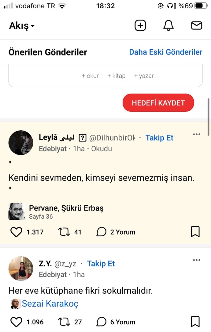 Kitap okuma uygulanmalarını kullanıyor musun? Yoksa mis kokulu sayfaları mı çevirmeyi tercih ediyorsun 📚?