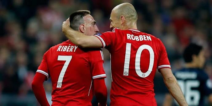 Bir tarafta Robben diğer tarafta Ribery! Eski Bayern Münihi özlediniz mi?