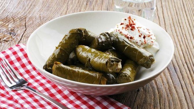Sarma soğuk mu yenir sıcak mı?