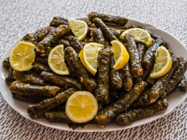 Yaprak sarma mı? baklava mı? el açması börek mi?