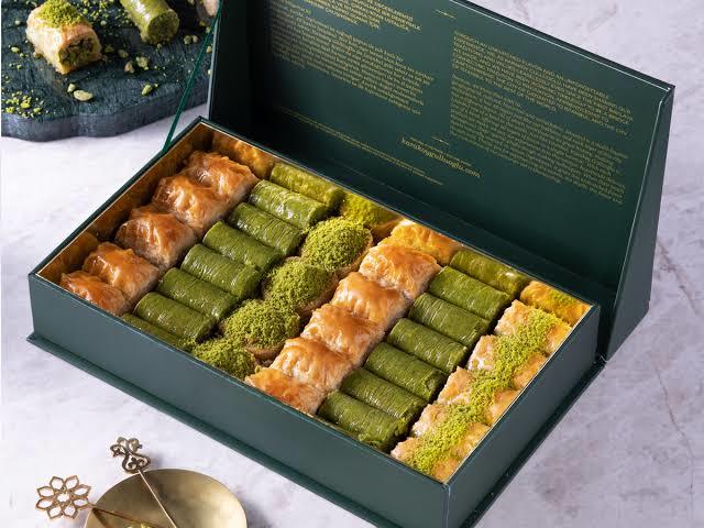 Yaprak sarma mı? baklava mı? el açması börek mi?