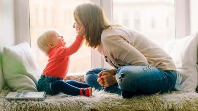 Bebeklik döneminde kişilik gelişimi nasıl olur?