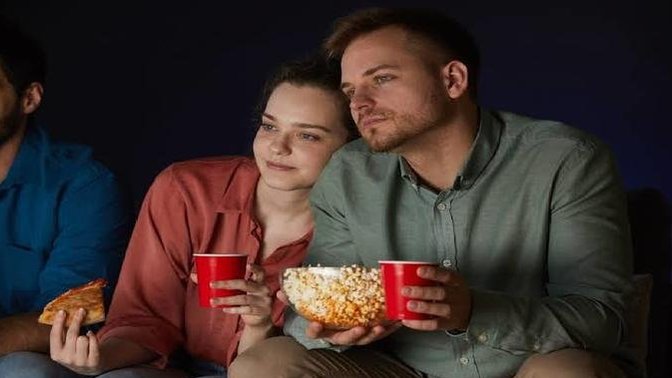 Duygusal filmler izlemek insanları aşırı duygusal mı kılar?
