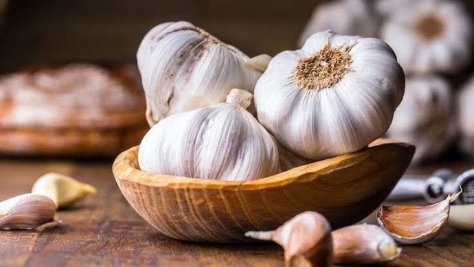 Ezeli Rakipler Bir Arada💃💃Yemeklerinde En Çok Hangisini Kullanırsın? Soğan mı Sarımsak mı?