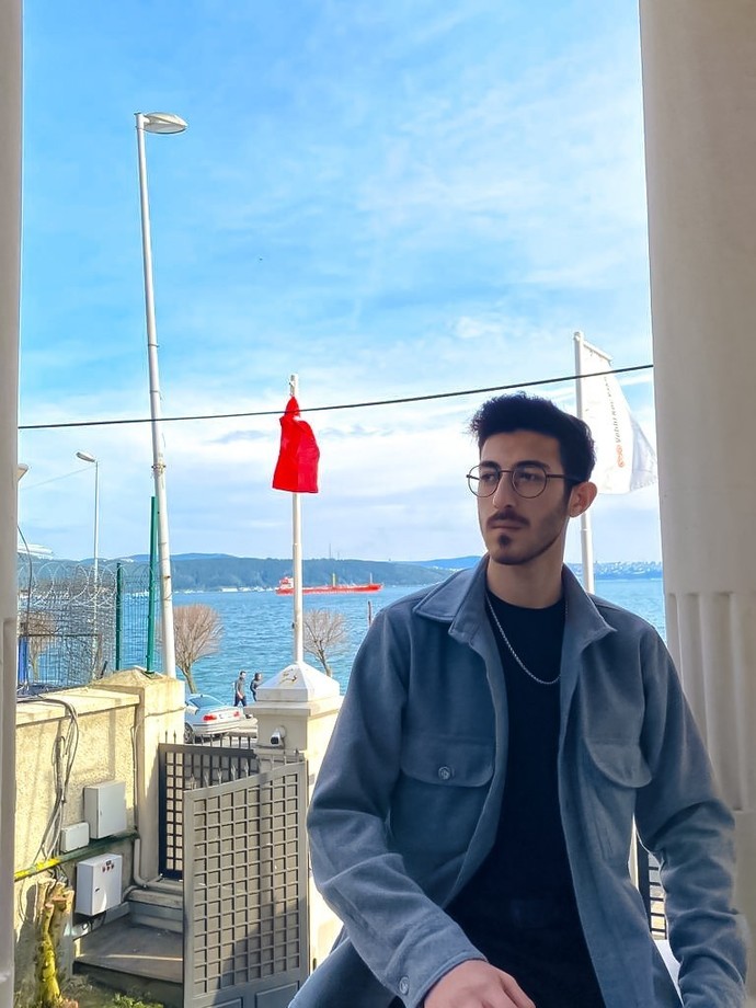 Erkekler, Sakaliniz ya da  biyiginiz var mi seviyor musunuz?