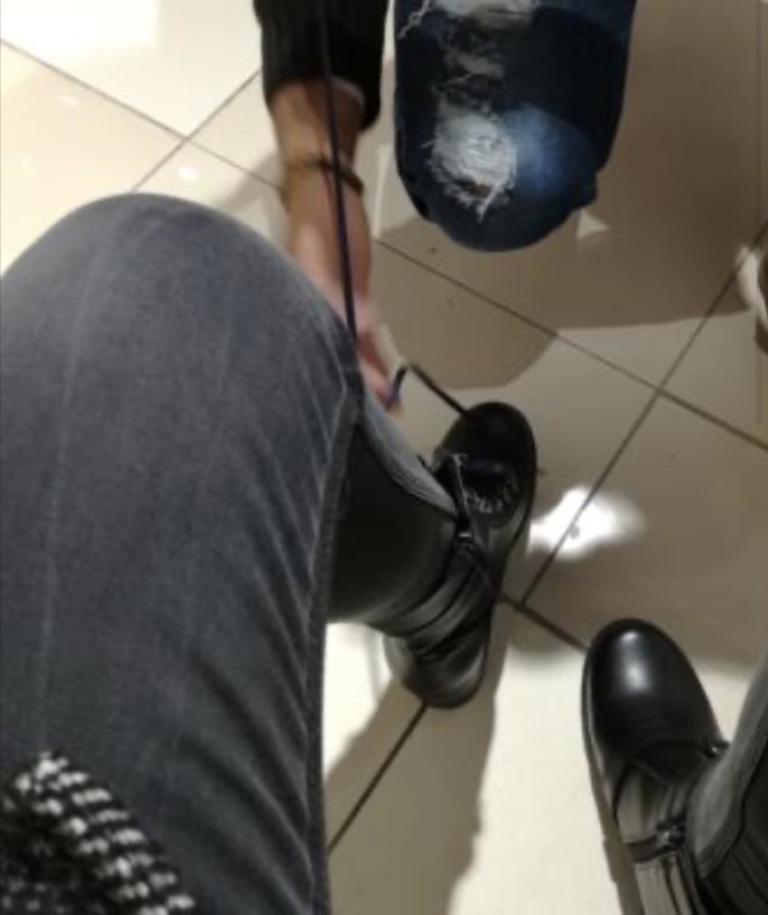 Erkekler sadece evlilik için mi diz çöker yoksa her erkeğe diz çöktüren kadın var mıdır?