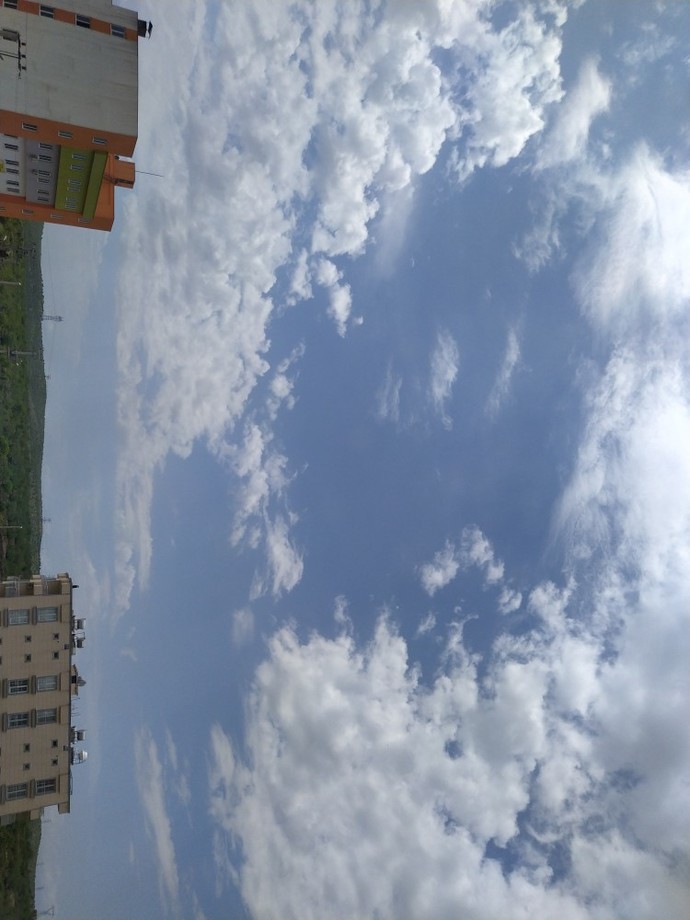 İzmir de mis gibi bir hava var orada havalar nasıl?