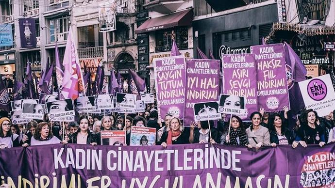 Kadın cinayeti ve tecavüz davalarına kadın hakimler mi bakmalı?