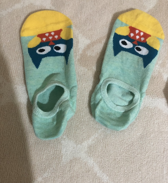 Renkli, rengarenk, desenli çoraplar aşırı aşırı tatlı değil mi 😍🥰?
