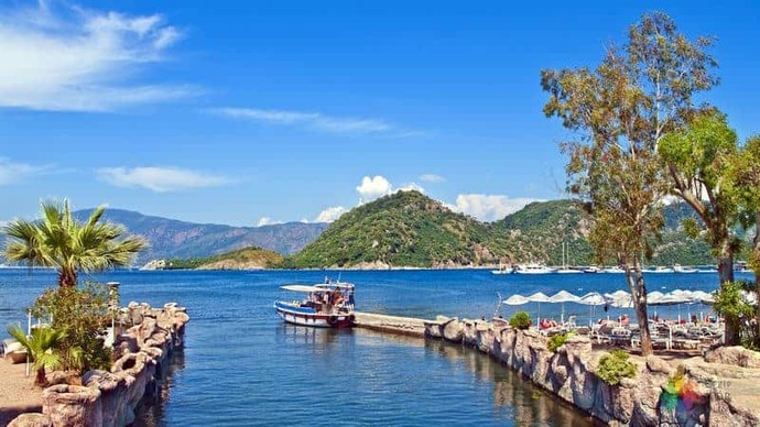 Muğla'da yaşayan var mı?