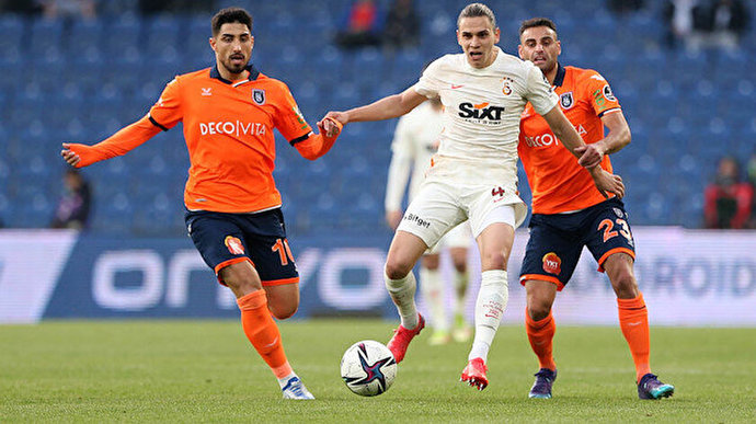 Başakşehir 0 - Galatasaray 0... Musleranın müthiş performansı bir puan getirdi! Maçı nasıl buldunuz?