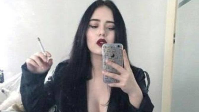 Bu hatun seksi mi?