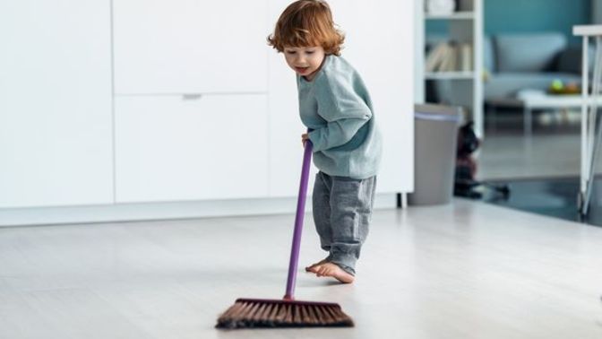 Çocuklar hangi ev işlerini yapabilir?