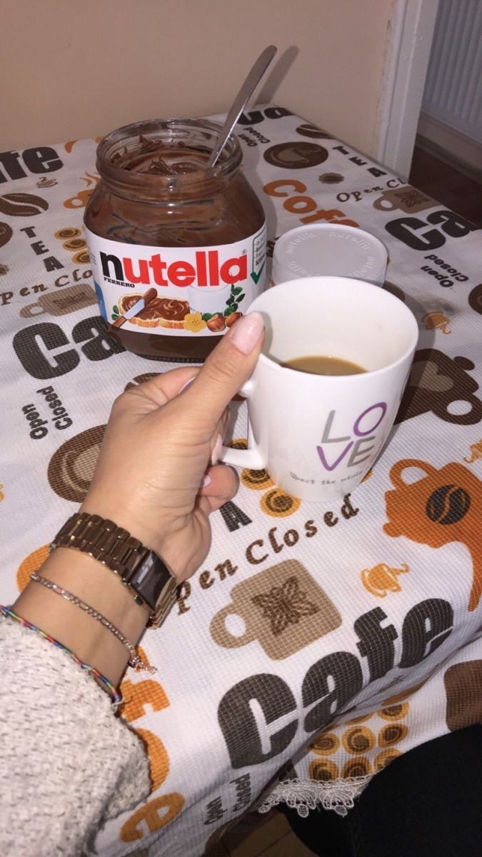 Sizce ben 1 kavanoz nutella yemiş miyimdir?