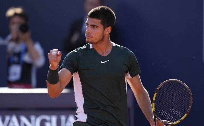Dev isimleri eleyen Carlos Alcaraz, Madrid Açıkta şampiyon oldu. Yeni bir tenis yıldızı doğuyor diyebilir miyiz?