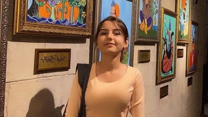 Eski döneme ait resimler, portreler sizce de güzel değil mi?