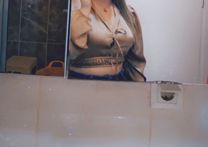 Hangisini giyinsem, benim için özel birinin yanına gideceğim?