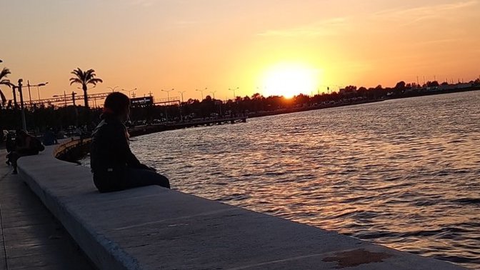 Kitap okumayı sever misin? Şu an okuduğun kitabın adı ne?