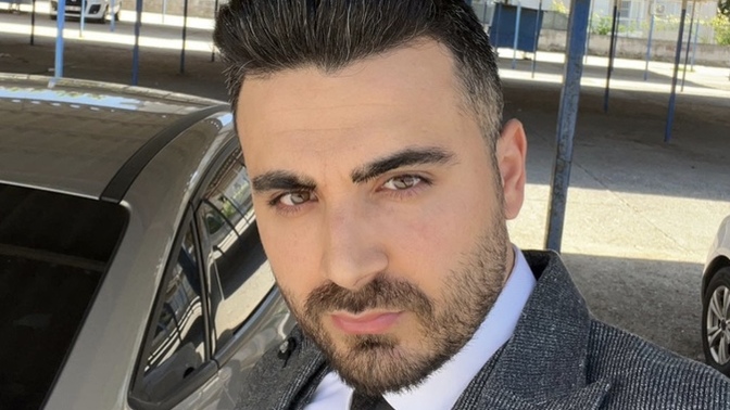 İş görüşmesine giderken takım elbise giymek şart mıdır?