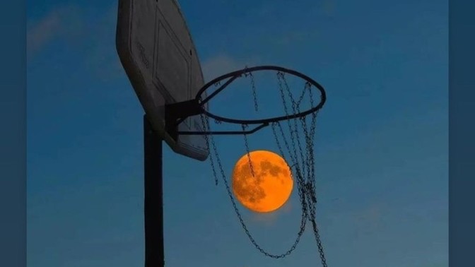Kapalı alanda mı basketbol oynarsınız yoksa açık alanda mı?