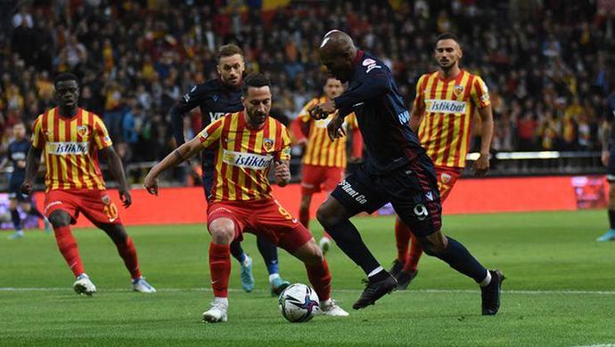 Ziraat Türkiye kupasında Kayserispor, Trabzonsporu 4-2 yenerek finale kaldı! Maçı nasıl buldunuz?