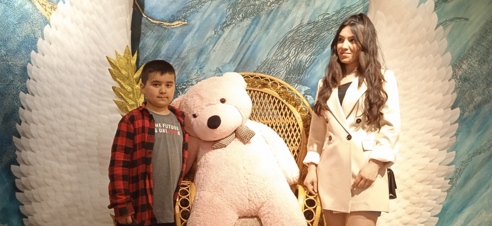 Oğlum bana benziyor mu?