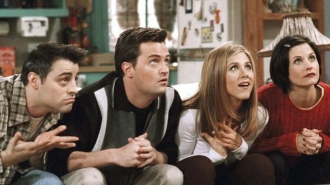 Friends dizisi hakkında ne düşünüyorsunuz? Diziden bir karakter olsanız kimi seçerdiniz ve neden?