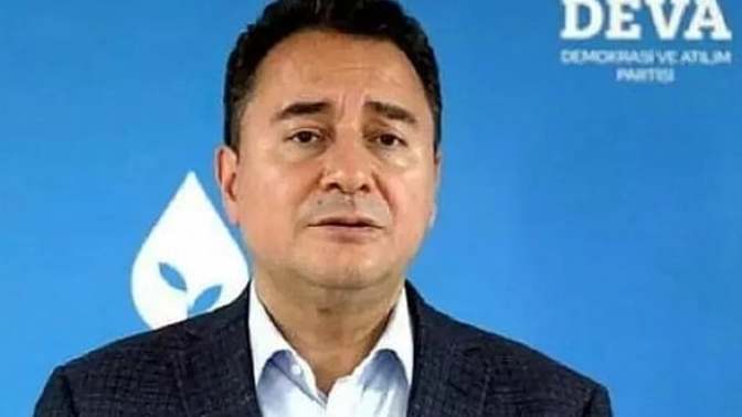 Ali Babacan, "Üniversite kampüslerinin kapısını halka açacağız, isteyen gelsin dersi dinlesin!" dedi. Sizce olabilir mi?