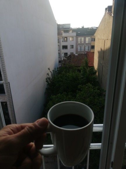 Günaydın, güne kahve ile başlar mısınız?