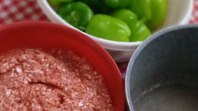 Güzel kadın mı, güzel yemek yapan kadın mı? Hangisi ile evlenilir, peki siz yemekte nasılsınız 😇?