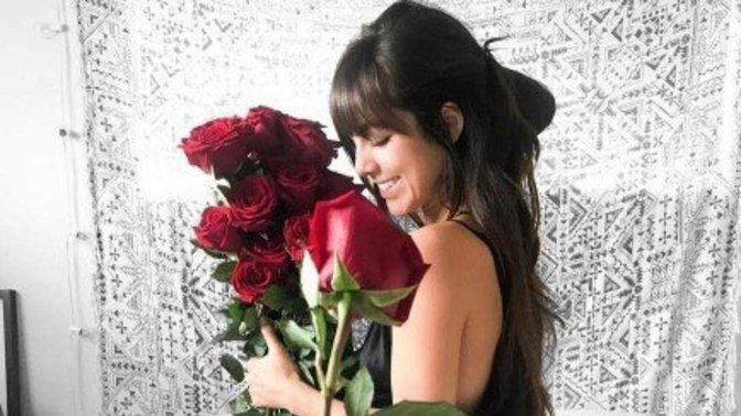 Yollarına gül dökenin var mı🌹😉?