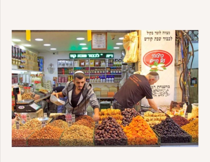 Her erkek aslında doğuştan kuruyemişçimidir. hep Fıstıkları sever, fındıklarımı kırar ?