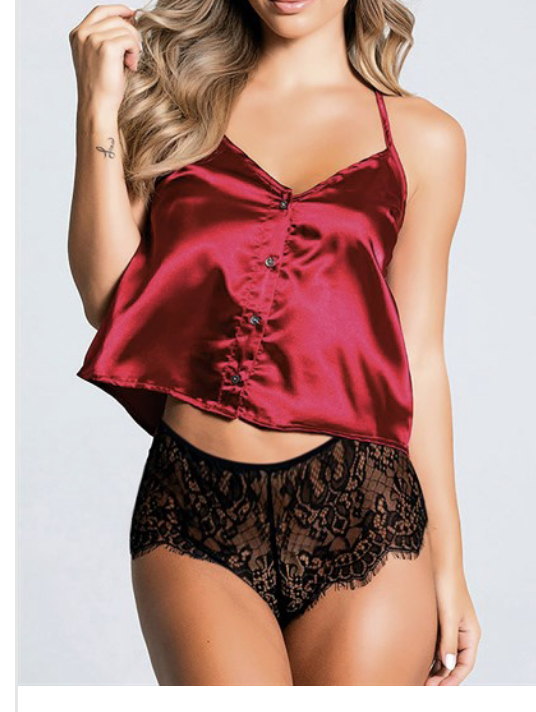 Seksi iç çamaşırlarını giyince ben bile etkileniyorum kendimden nerdeyse böyleyken erkekler napsın?