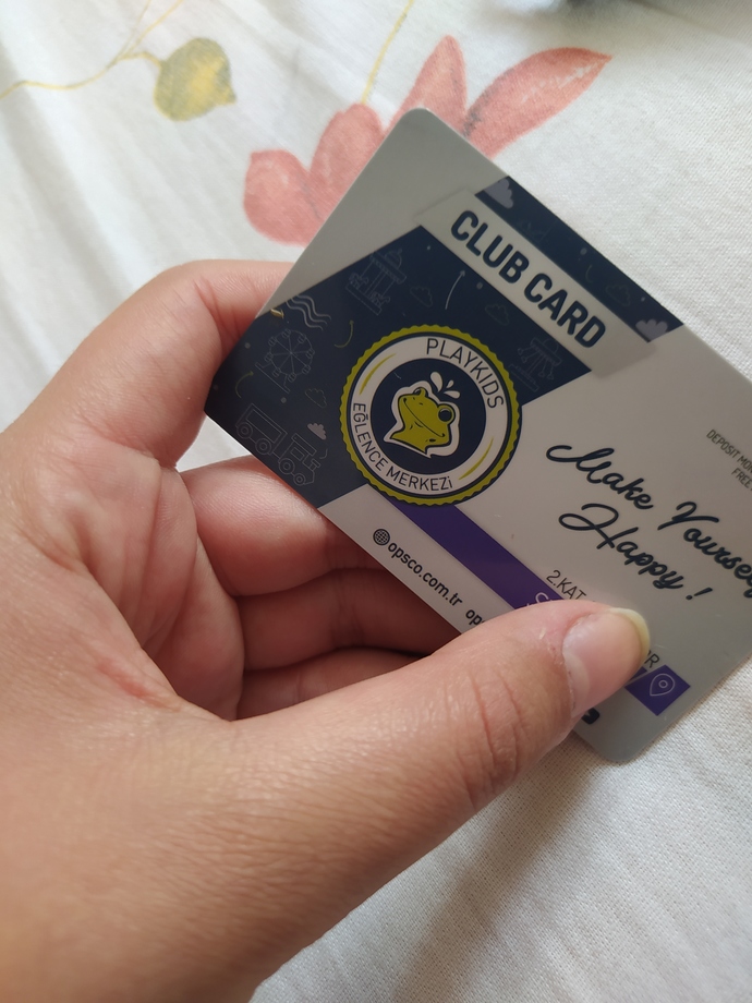 Kocamın çebinde bu clup kartı buldum?