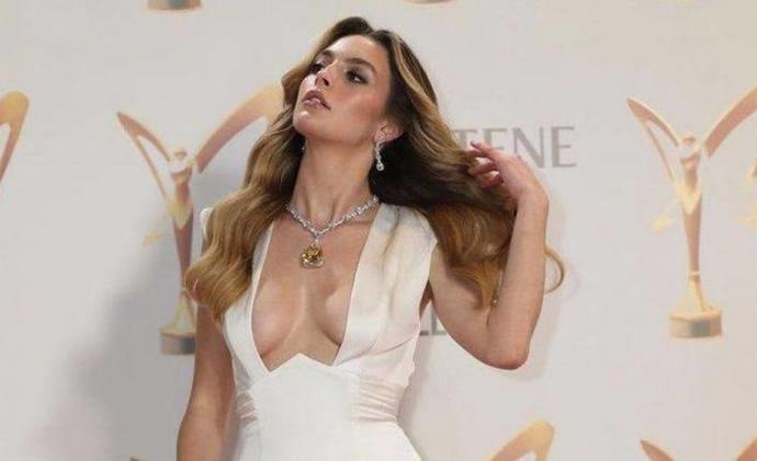 Melis Sezen gundemi hakkinda ne düşünüyorsunuz?
