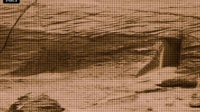 Curiosity'den gelen yeni fotoğraf hakkında ne düşünüyorsunuz?