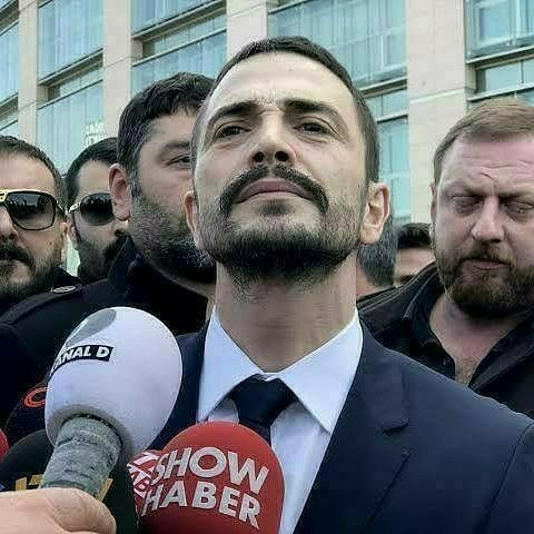 Siz de 1 gün herkesle yakınlık kurup 2 gün uzaklaşmak istiyonuz mu?