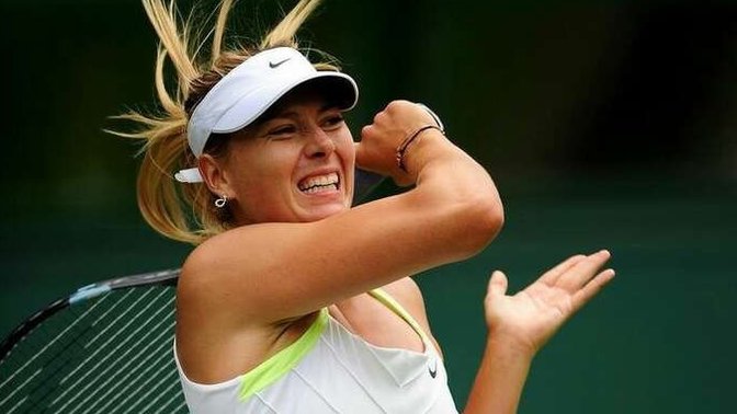 Maç yaparken içinden Sharapova çıkar mı😜?