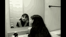Ayna mı doğru fotoğraf mı?
