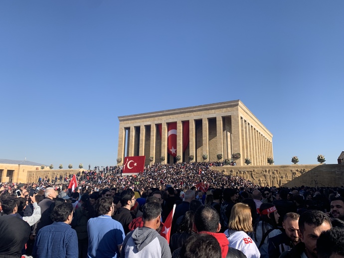 Yaşadığın şehri adını söylemeden anlatır mısın?