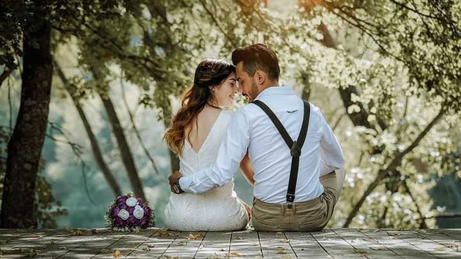 Sevdiğinizi söylemek mi çıkma teklif etmek mi daha çok heyecan verici?