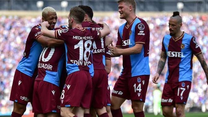 Şampiyon Trabzonspor, İstanbul'da Altay'ı 2-1 yendi! Maçı nasıl buldunuz?