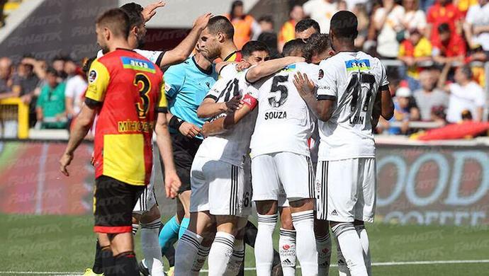 Göztepe 0 - 2 Beşiktaş: Kartal, 9 kişi kaldığı maçı kazanmayı başardı! Maçı nasıl buldunuz?
