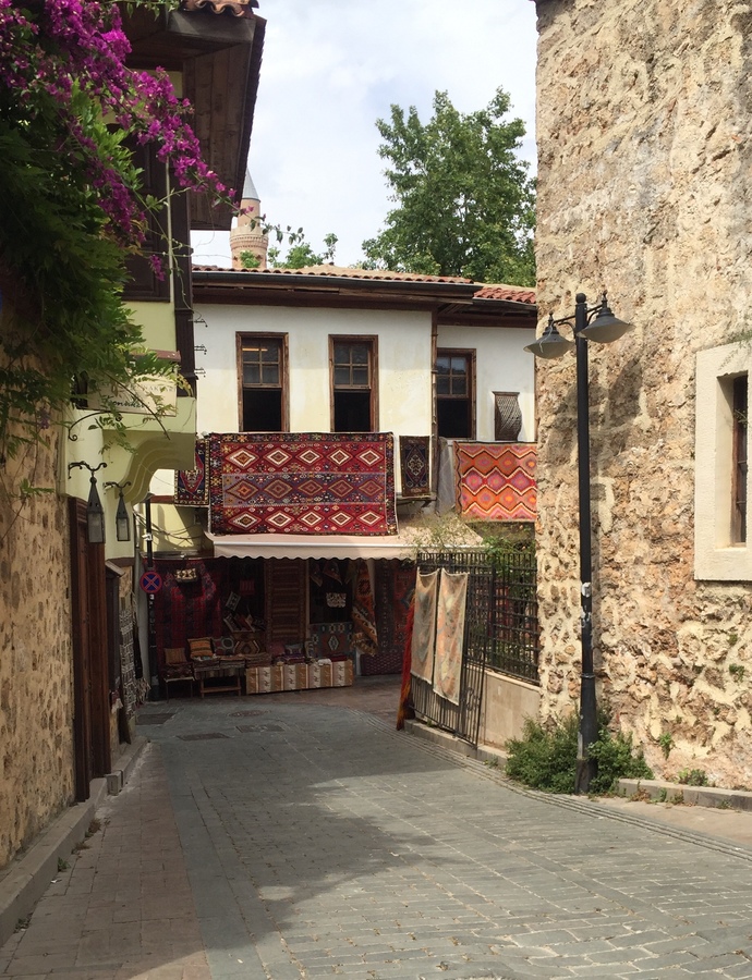 Gezmek için özellikle tercih ettiğiniz mekanlar var mı?