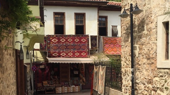 Gezmek için özellikle tercih ettiğiniz mekanlar var mı?